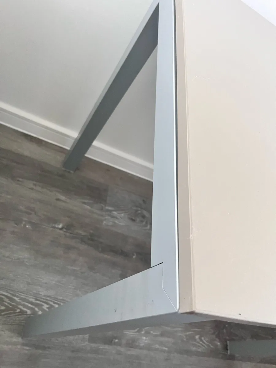 Table - Image 3