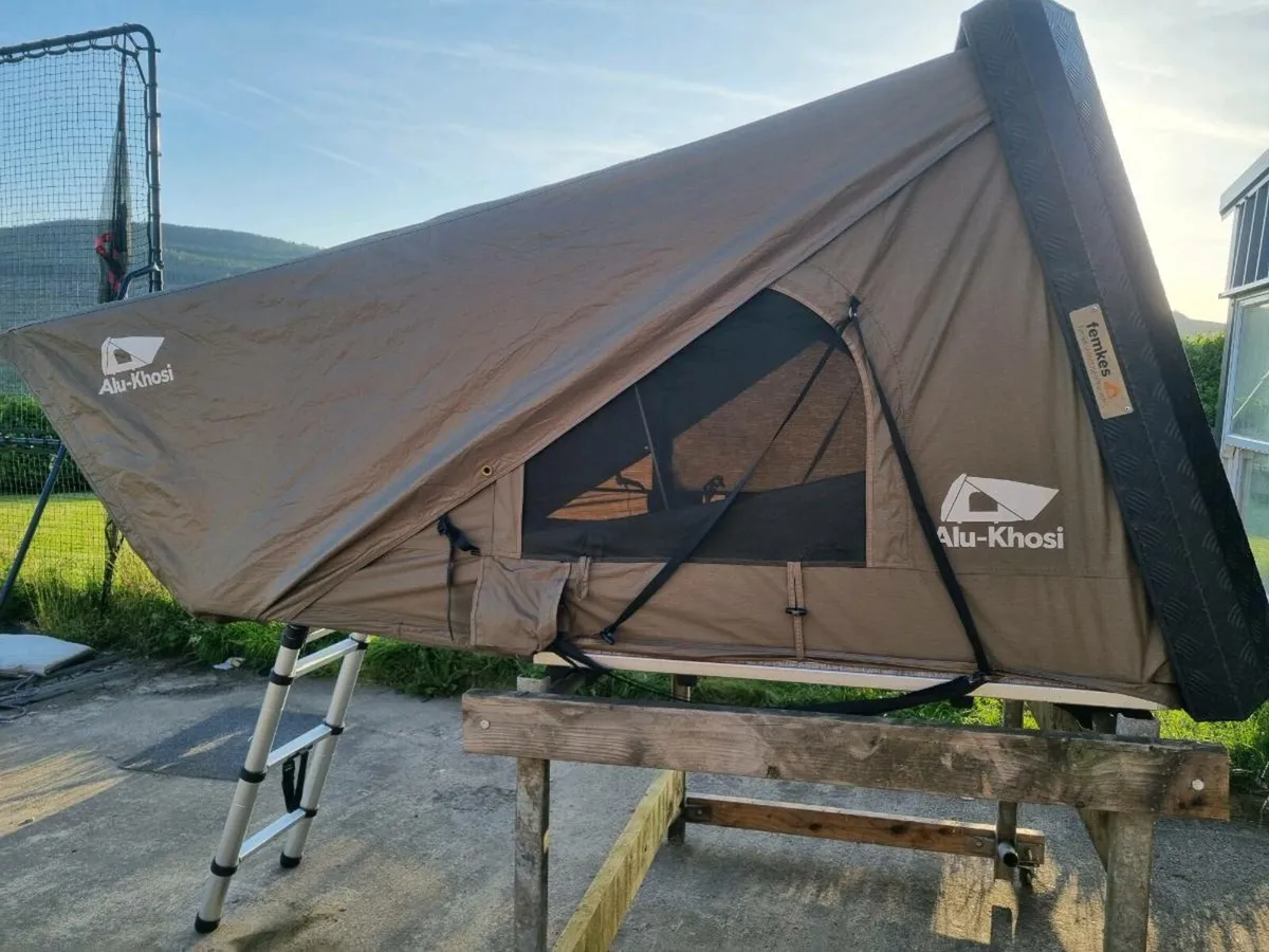 Alu khosi roof tent - Image 1