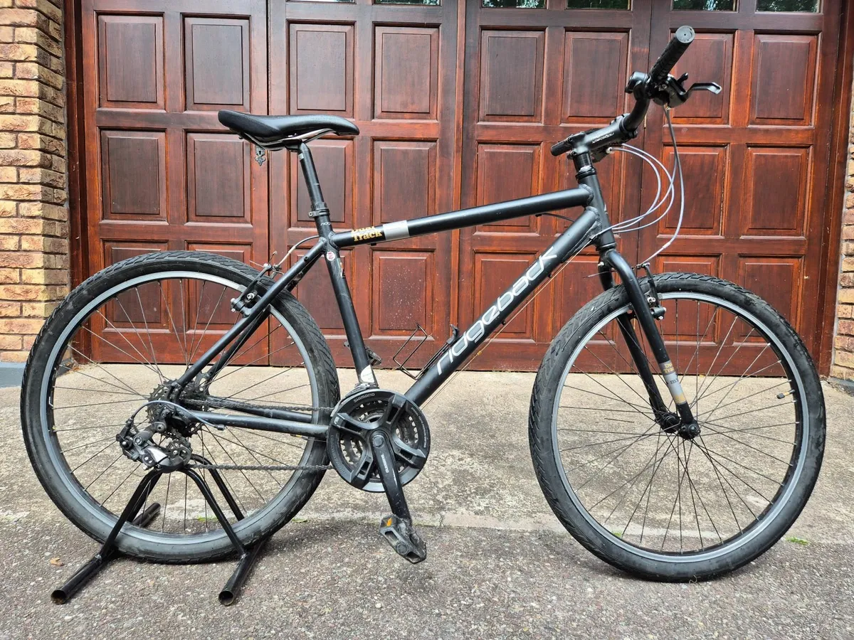 Boy's Mountain bike - Image 1