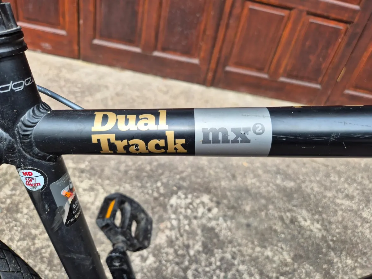 Boy's Mountain bike - Image 3