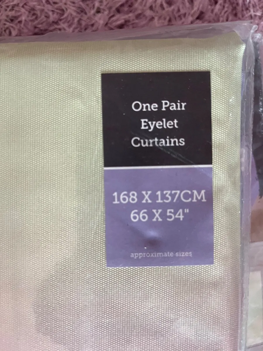 Curtains - Image 4