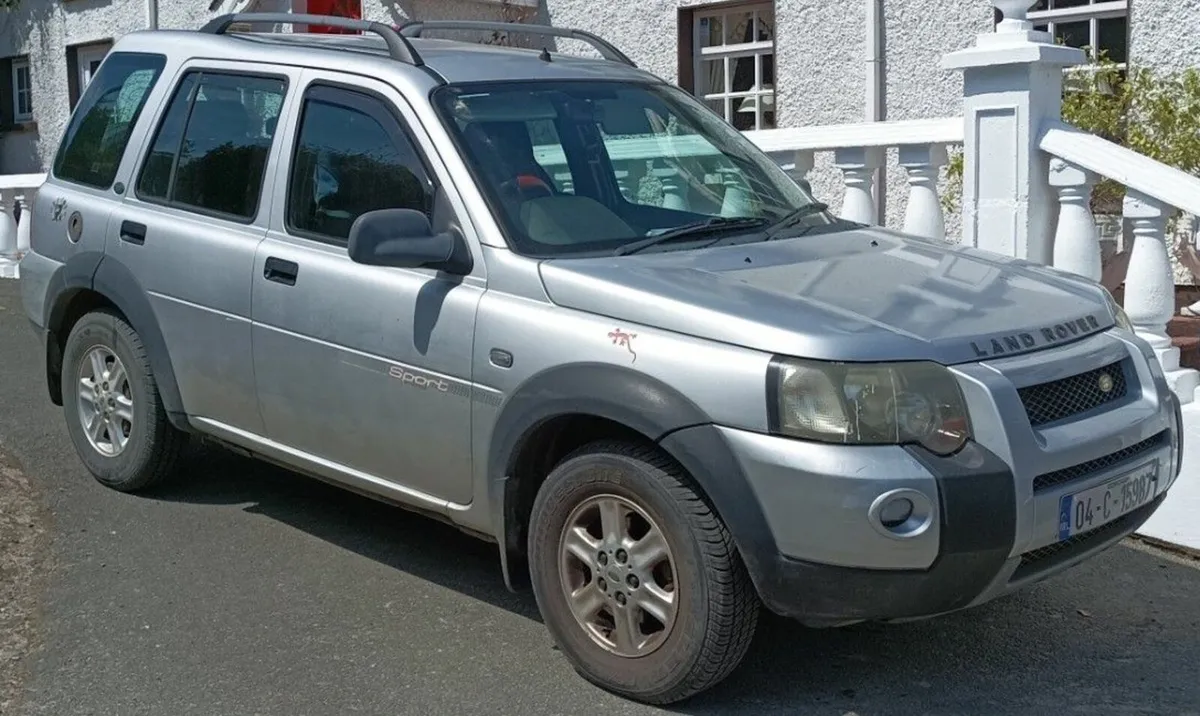 Land Rover Freelander 2004 - Image 2