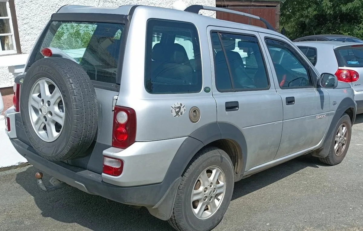Land Rover Freelander 2004 - Image 3