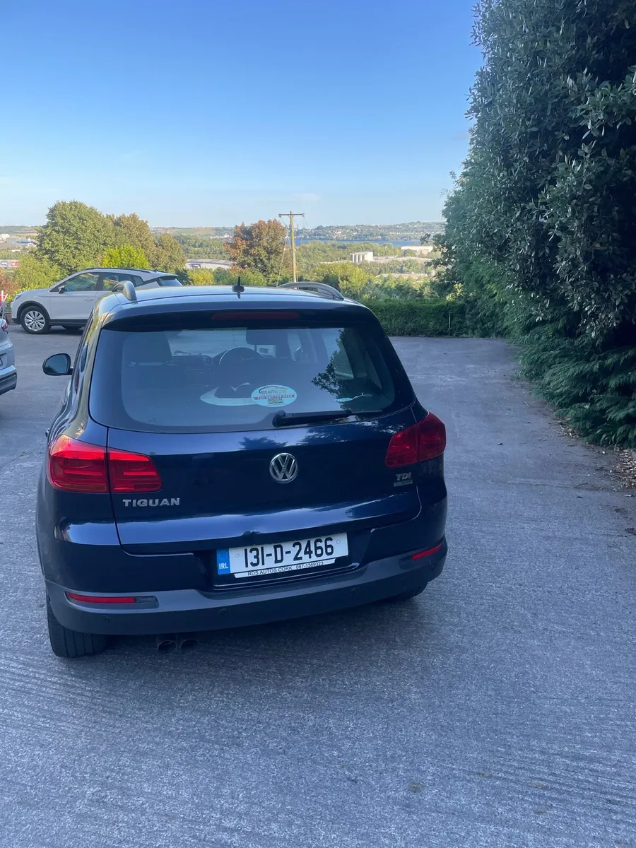 Volkswagen Tiguan 2.0 TDI M6F 110 HP 4D - Image 3