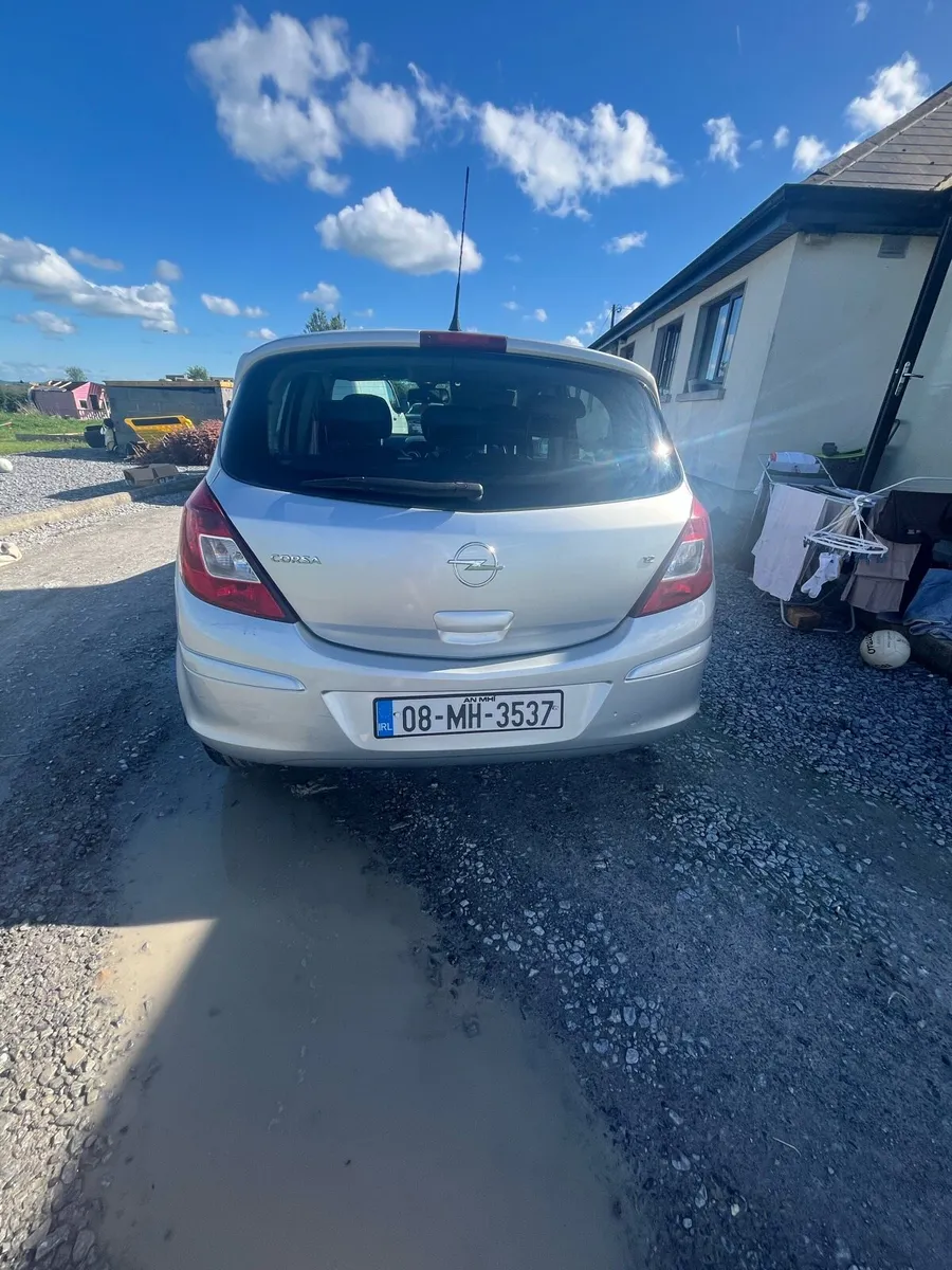 Car - Image 3