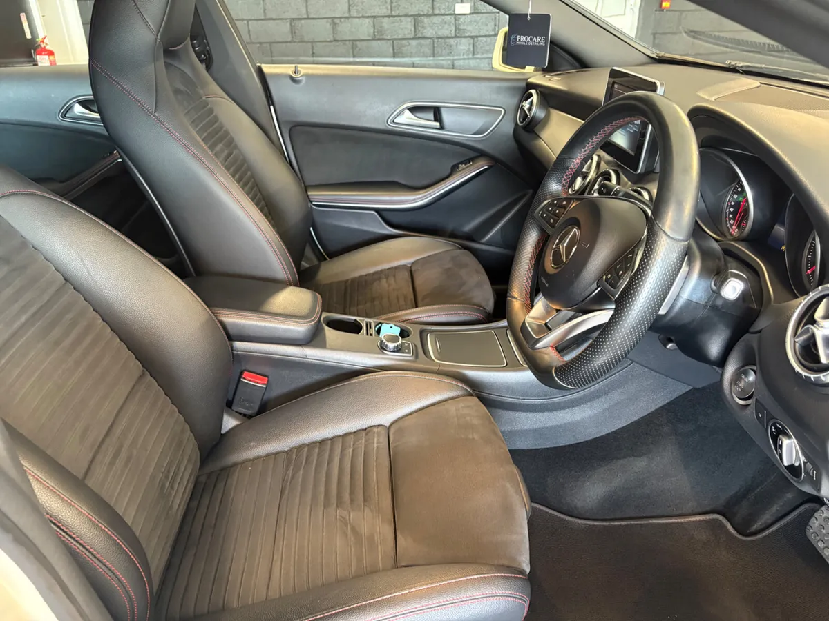 2017 Mercedes-Benz CLA AMG 1.5 DCI - Image 4