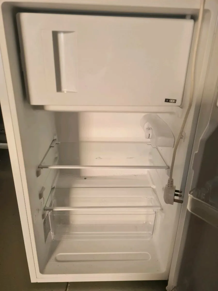 Fridge - Image 3