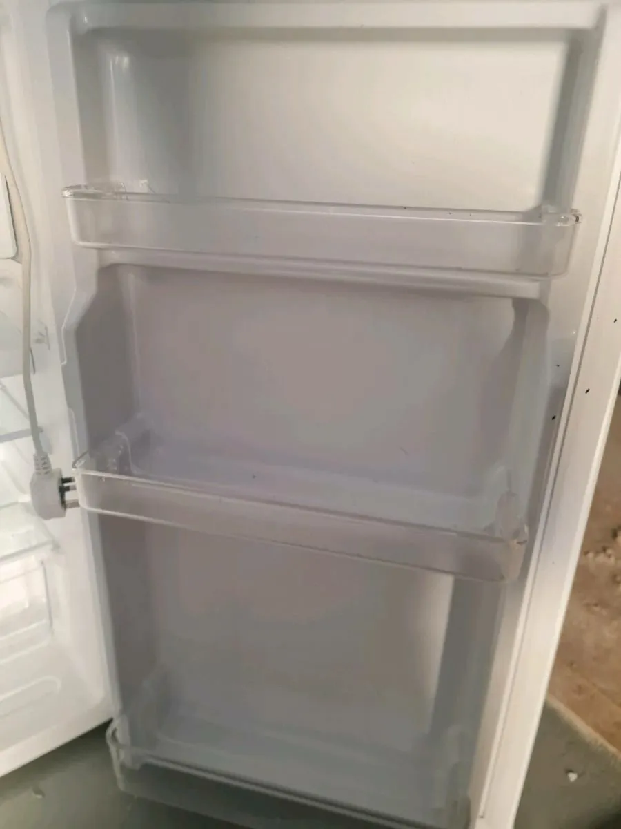 Fridge - Image 4