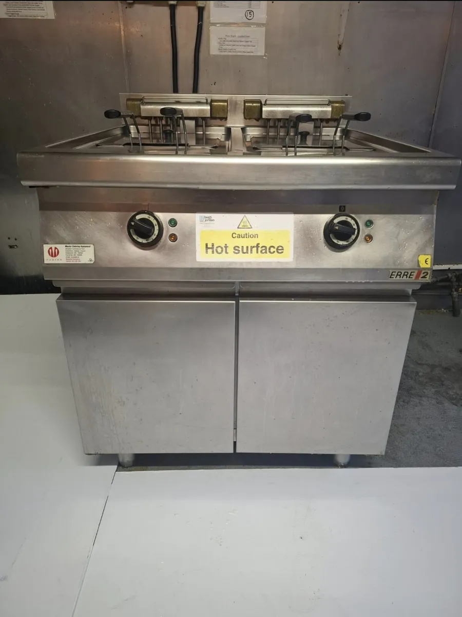 Electrical fryers (3 phase power) - Image 2