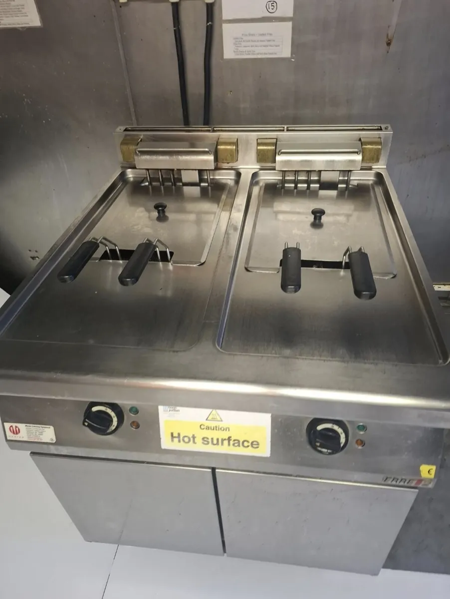 Electrical fryers (3 phase power) - Image 3
