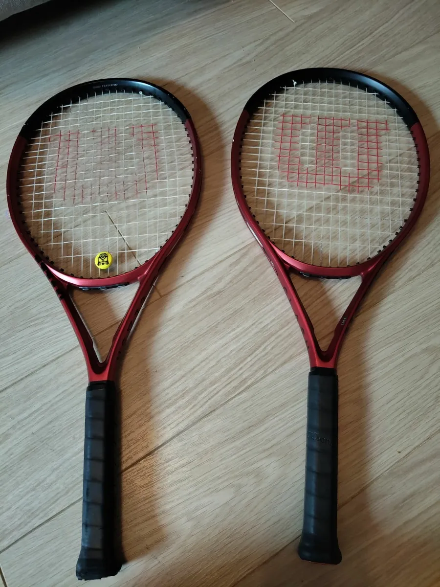 Tennis racket