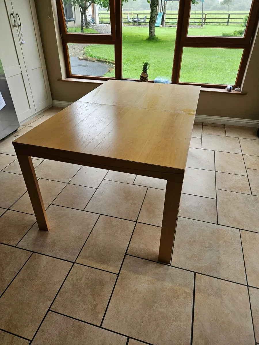 Kitchen Table - Image 4