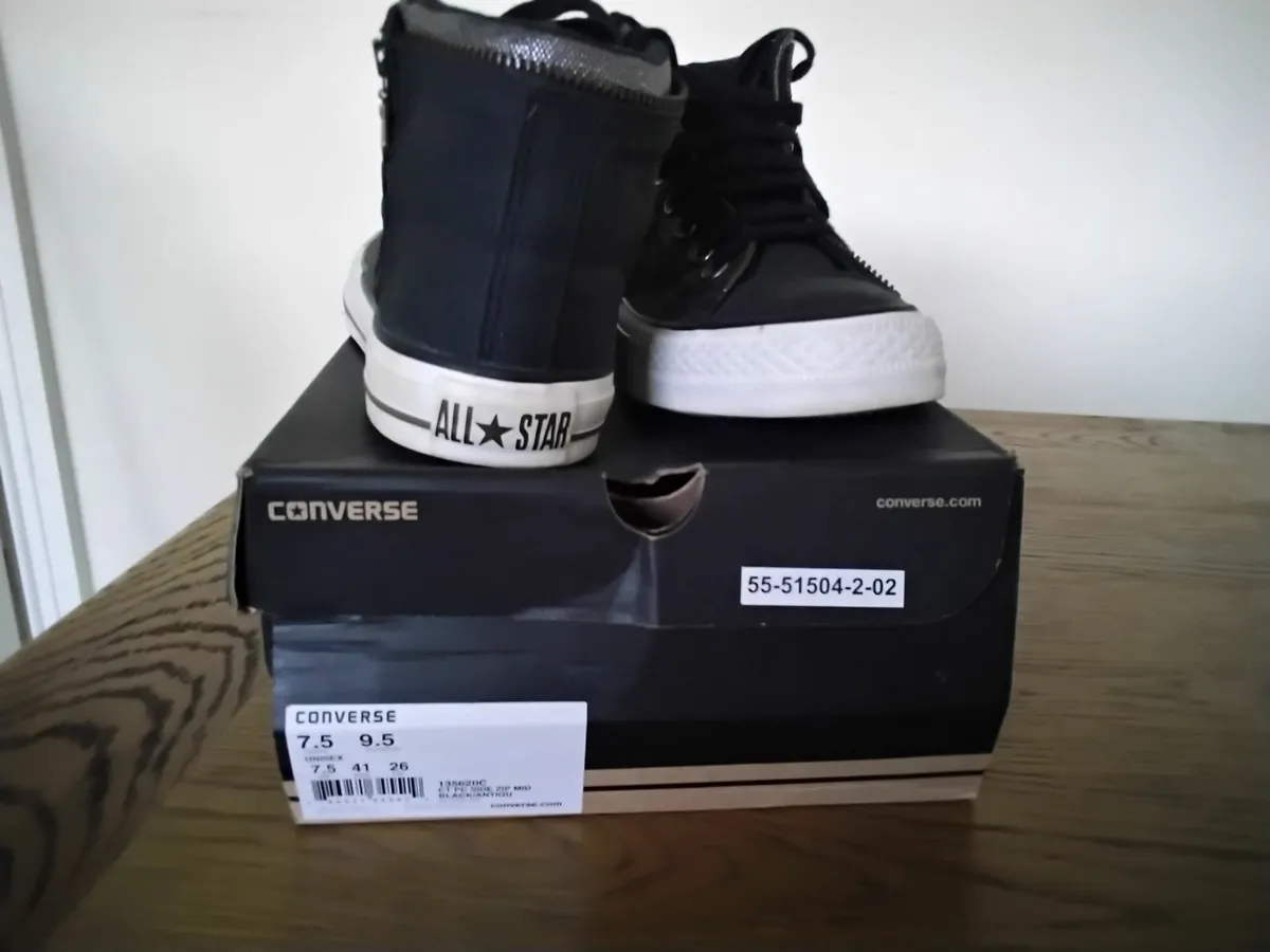 Shoes (casual) - Image 2