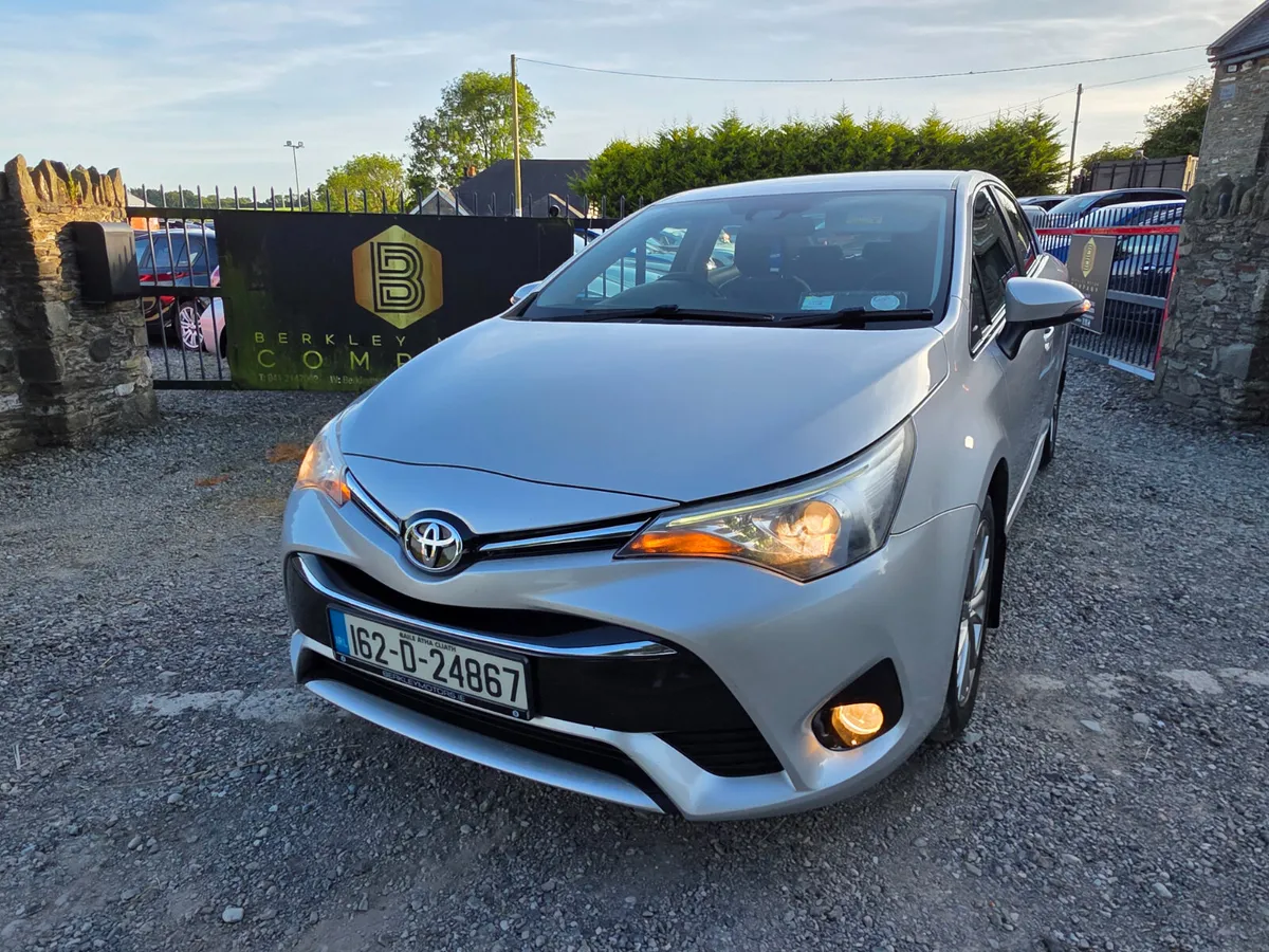 162 Toyota Avensis D4D Low Kms €9990 - Image 2
