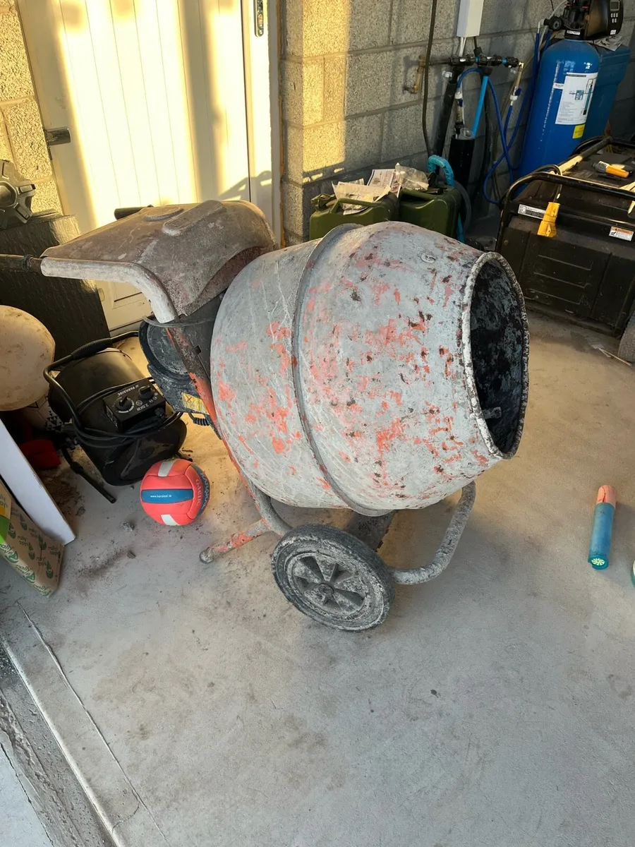 Belle mixer 110v - Image 1