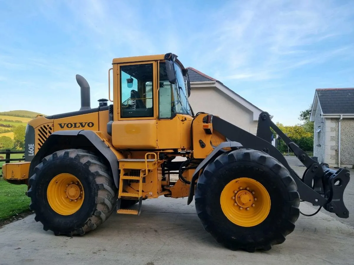 Volvo L60E 2005 - Image 1