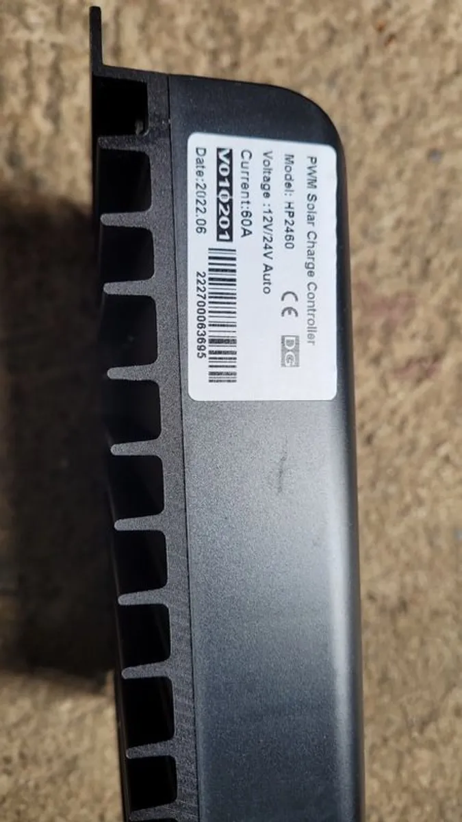 Eco-Worthy 60A 12/24v Solar charge controller - Image 1