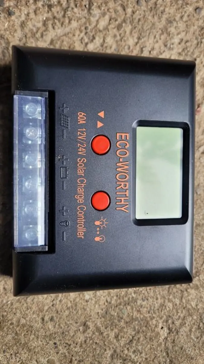 Eco-Worthy 60A 12/24v Solar charge controller - Image 2