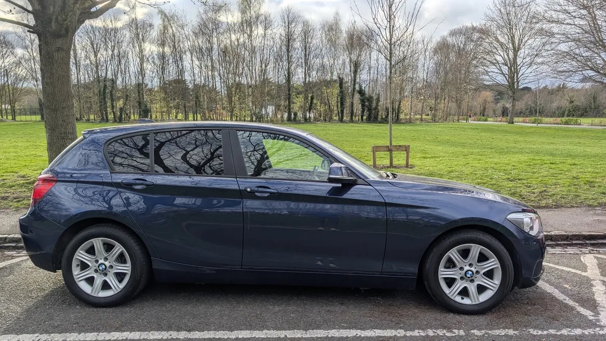 BMW 116i Automatic - Image 3