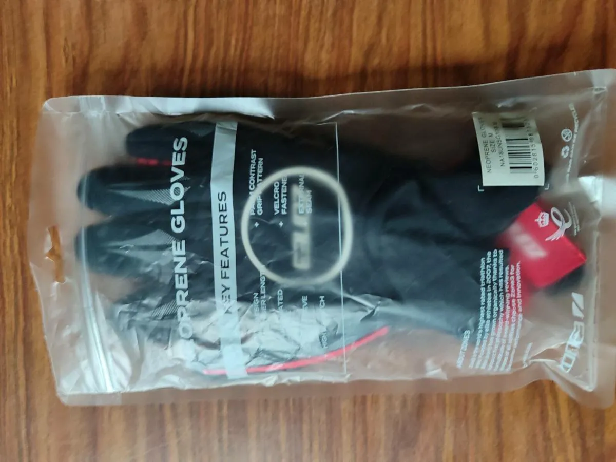 Swim gloves - Image 2