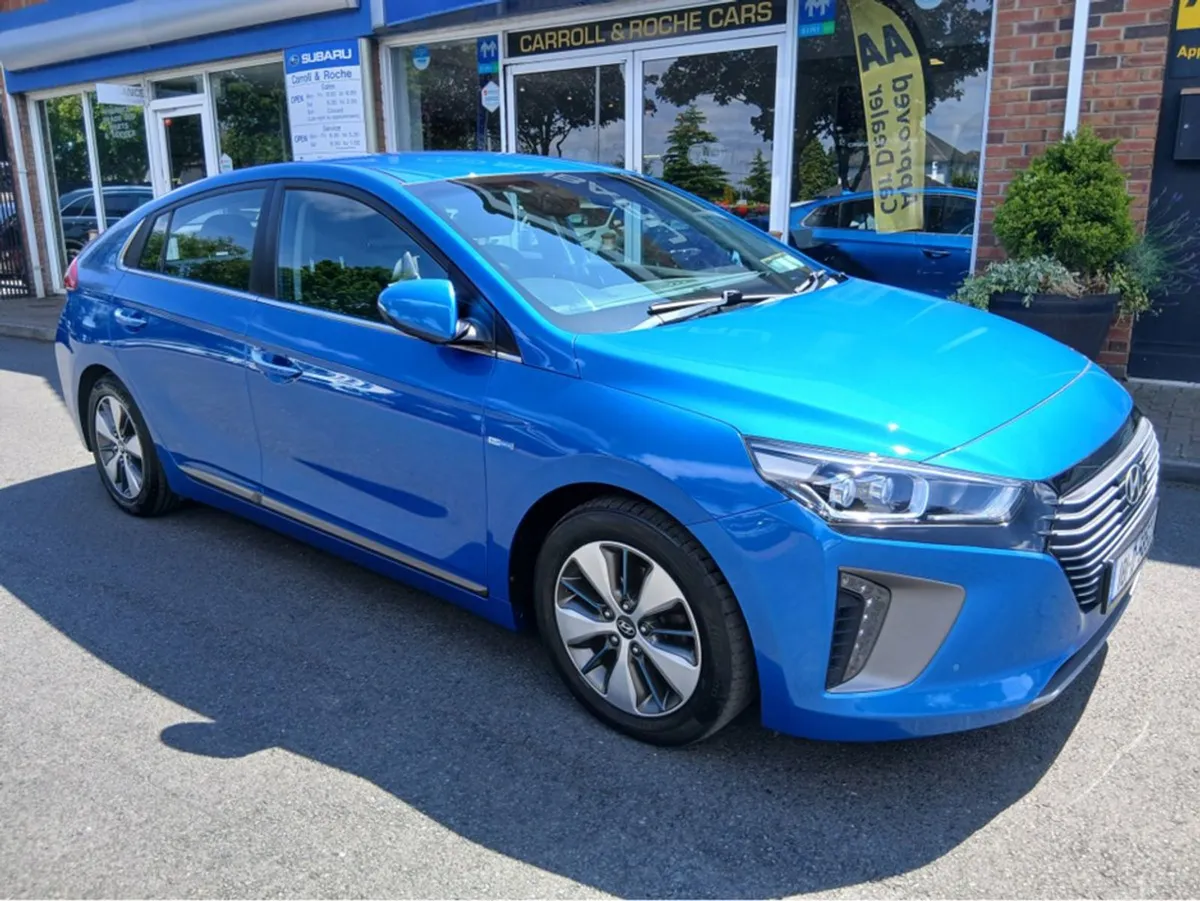 Hyundai Ioniq 1.6 Premium SE Phev 5dr  Plug-in Hy - Image 4