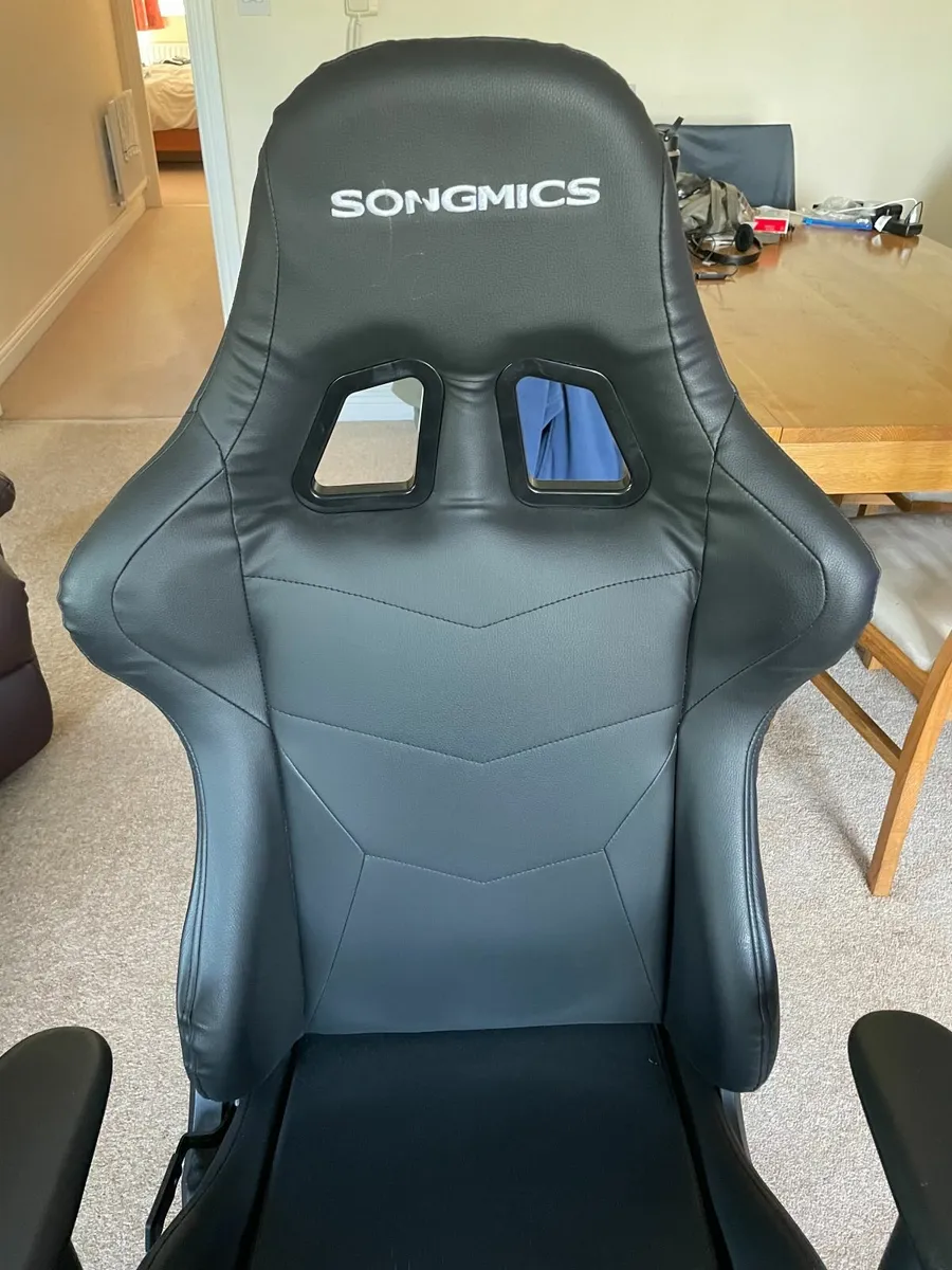Gaming Chair - Image 3