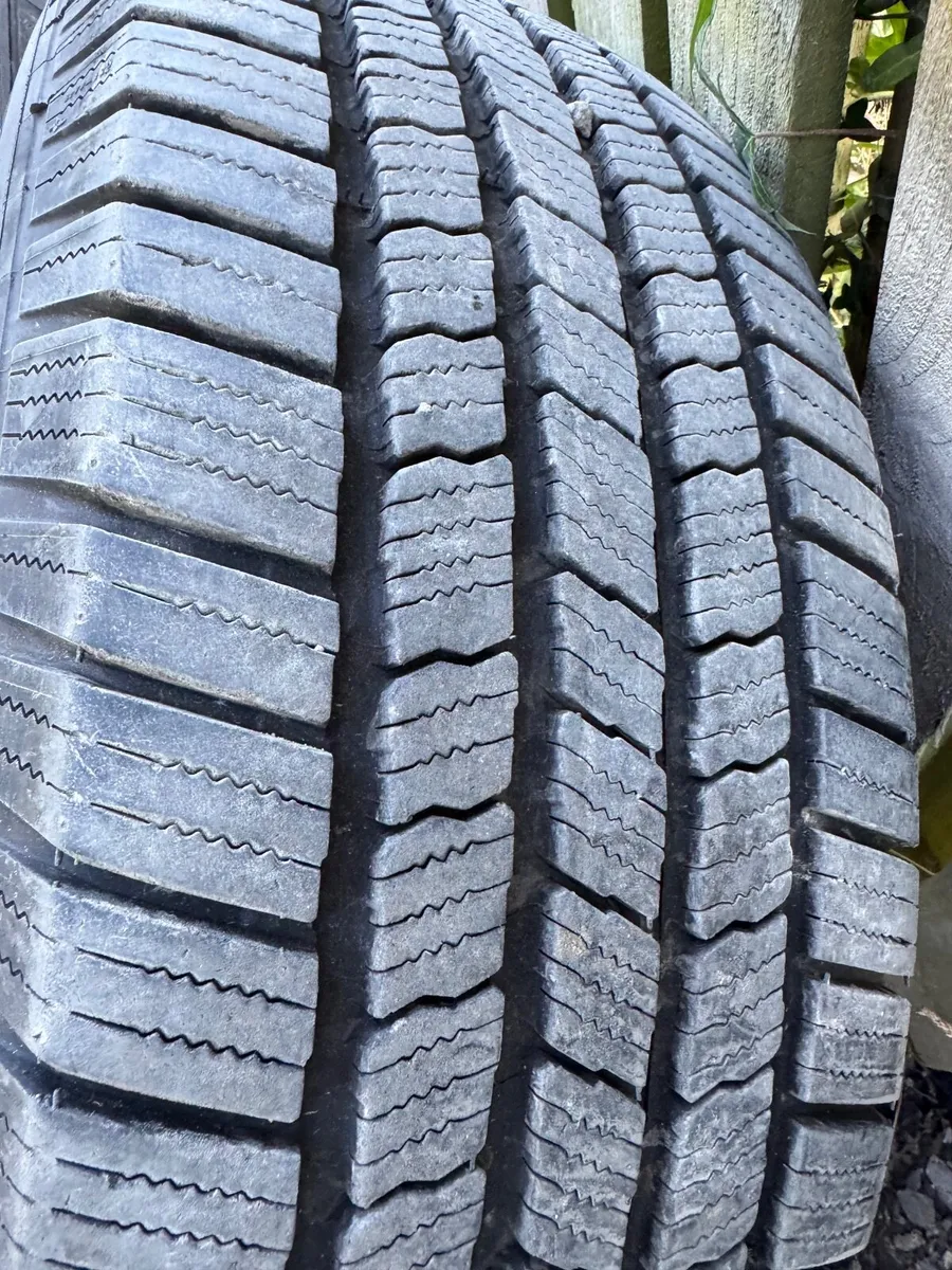 Grand cherokee alloys 265/60/18 - Image 3
