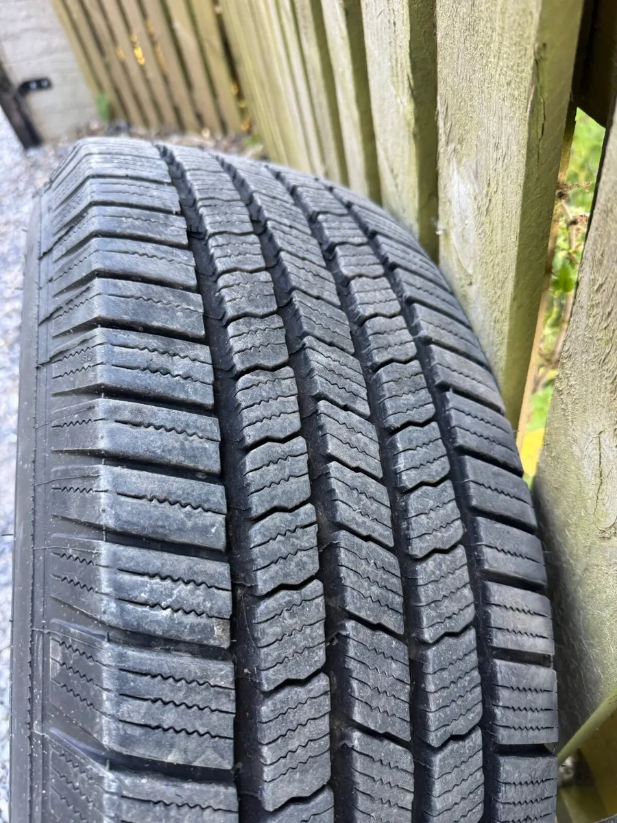 Grand cherokee alloys 265/60/18 - Image 4
