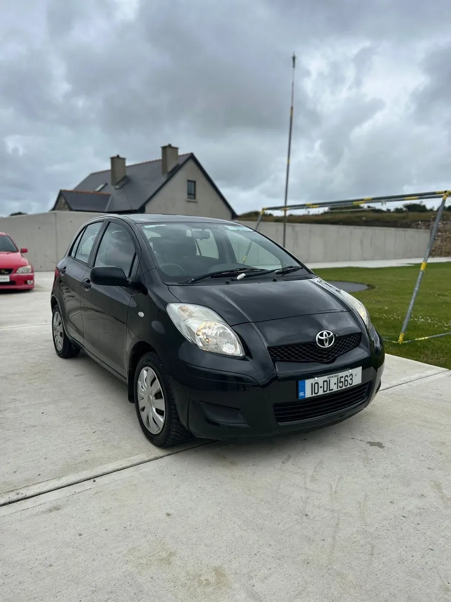Toyota Yaris - Image 2