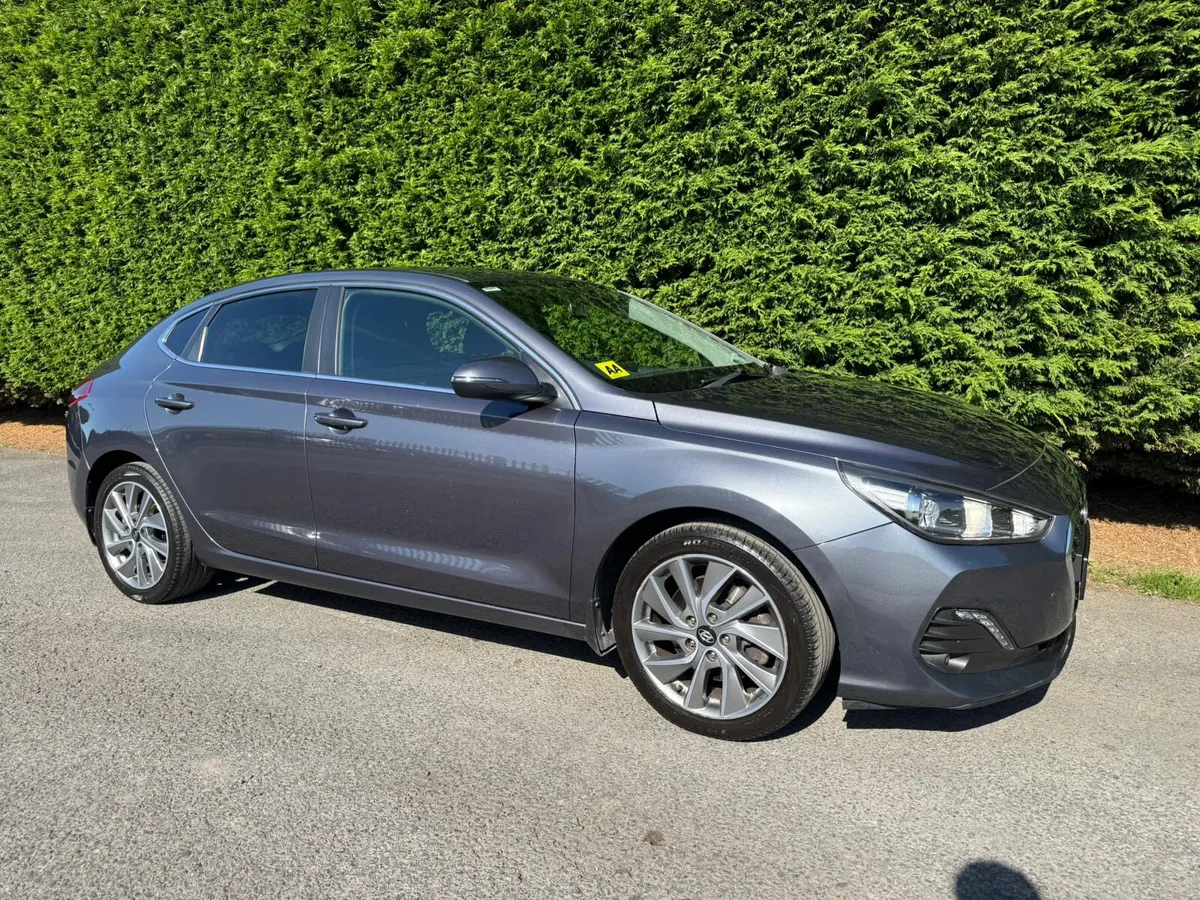 Hyundai i30 2020 FASTBACK 1.0 TURBO 30k/MLS - Image 4