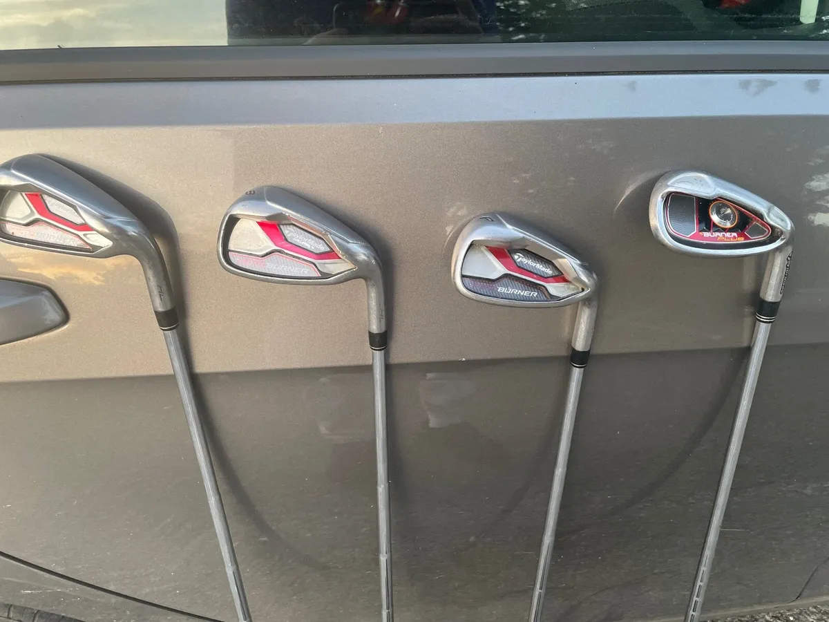 Taylormade aero Burner clubs - Image 2