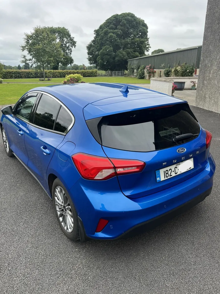 Ford Focus 2018 - Image 2