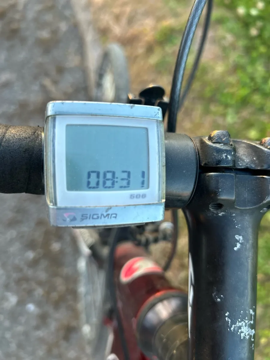 Road bike - Image 2