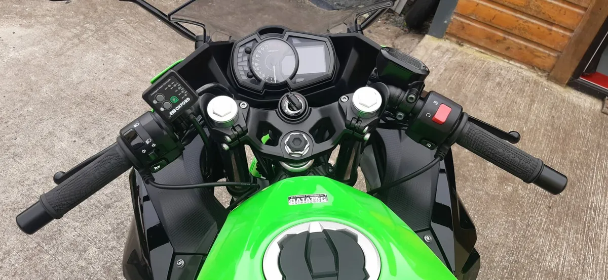 Kawasaki Ninja 400 - Image 3