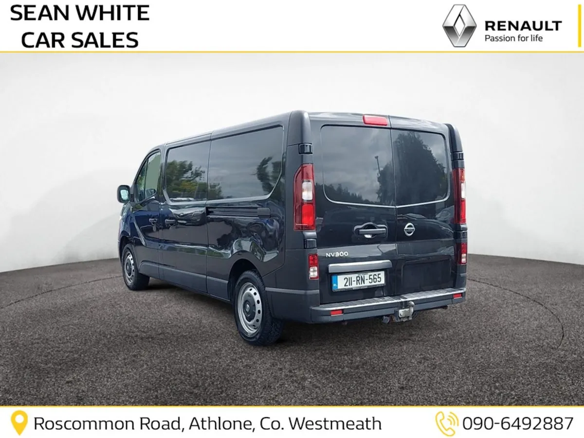 Nissan NV300 LWB 120 XE 1300 My20 4DR - Image 3