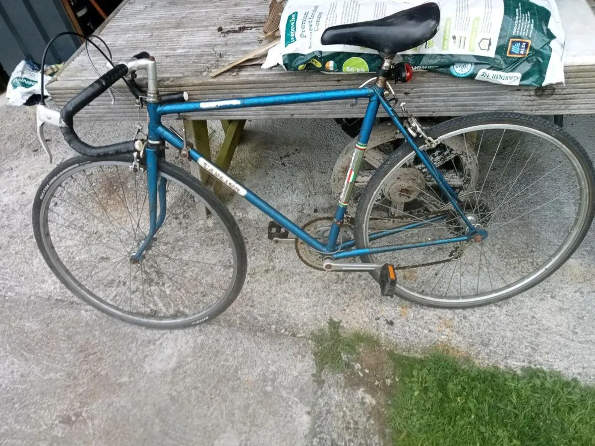 Old Carlton racing bike - Image 4