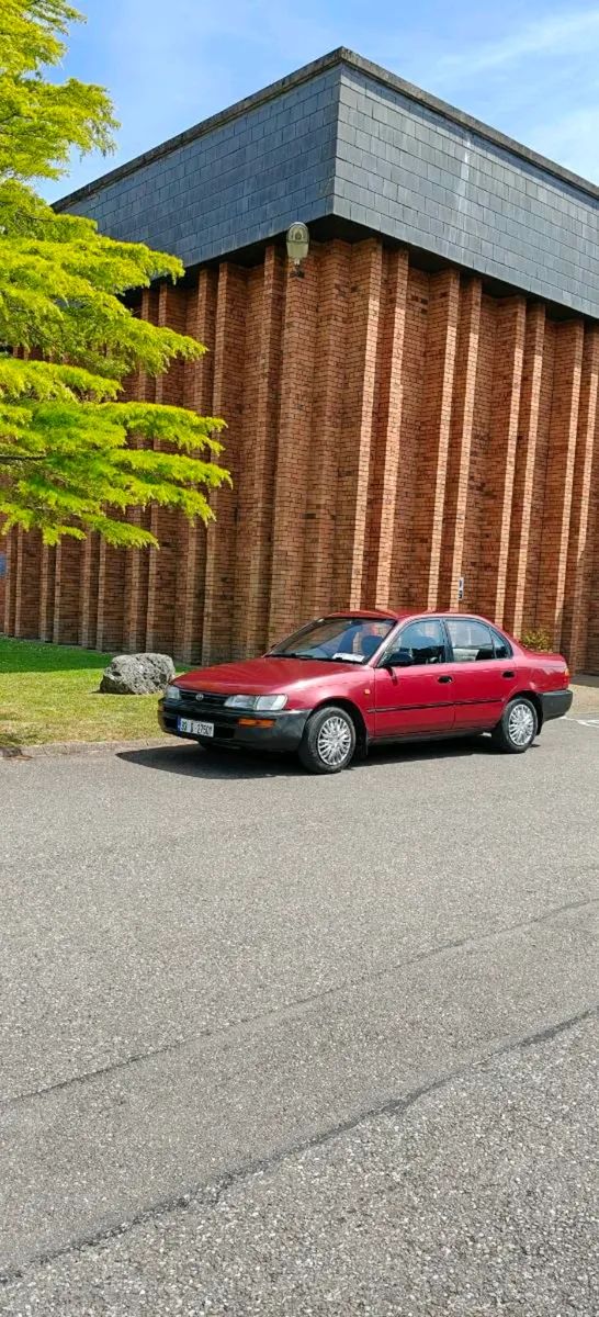Toyota corolla 2litre diesel - Image 1