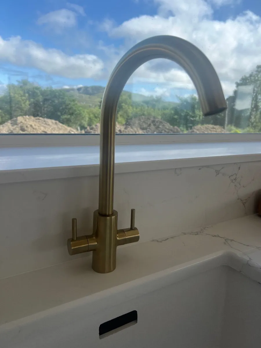 Kitchen tap Matt brass - Image 2