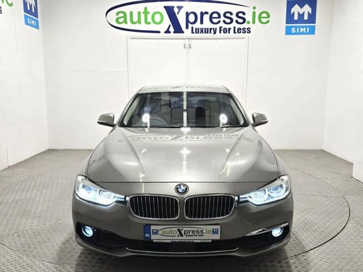BMW 3 Series Automatic  Reversing Camera - Image 3