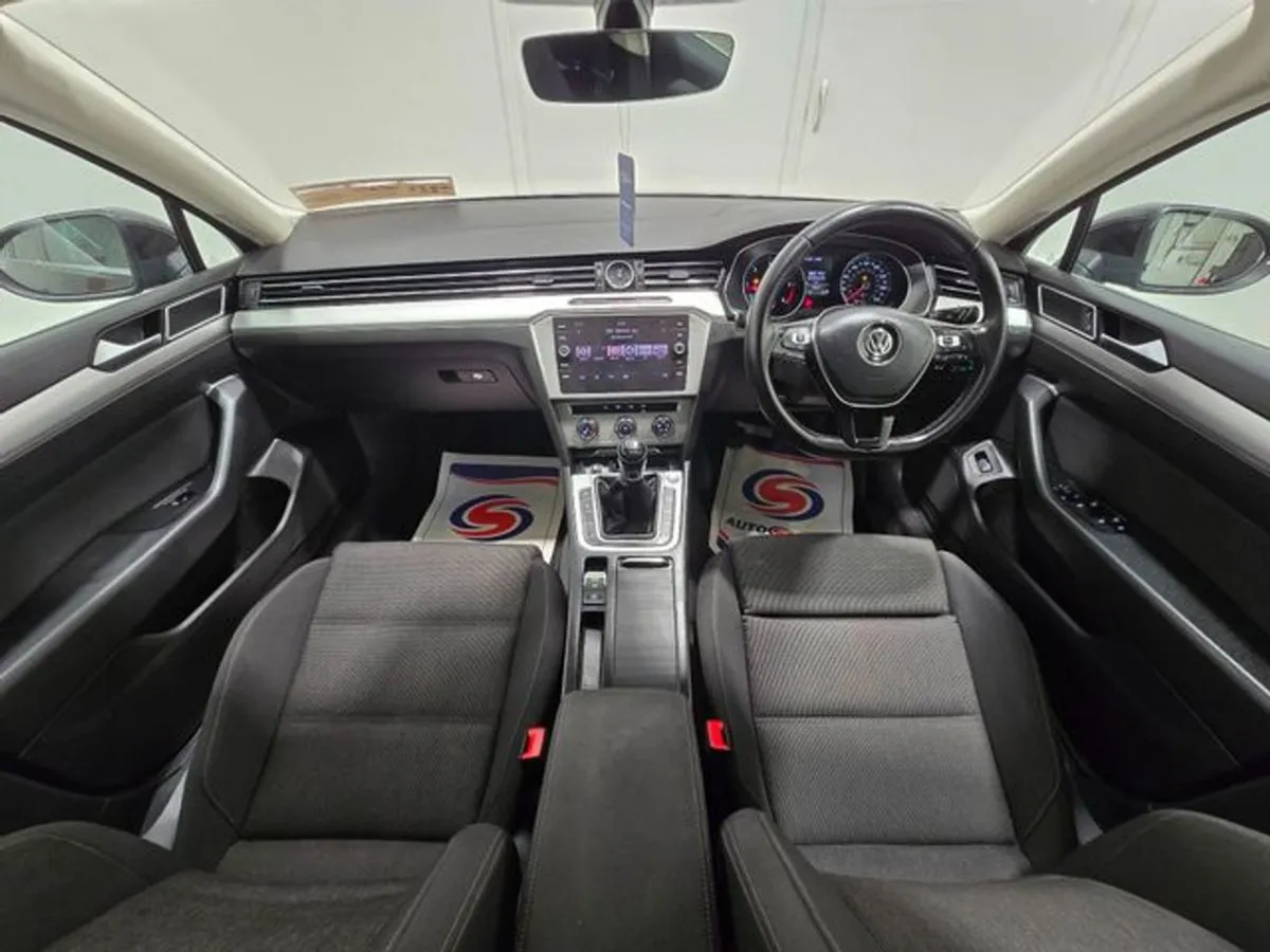 Volkswagen Passat 2.0 TDI 150 SE Business Estate - Image 2