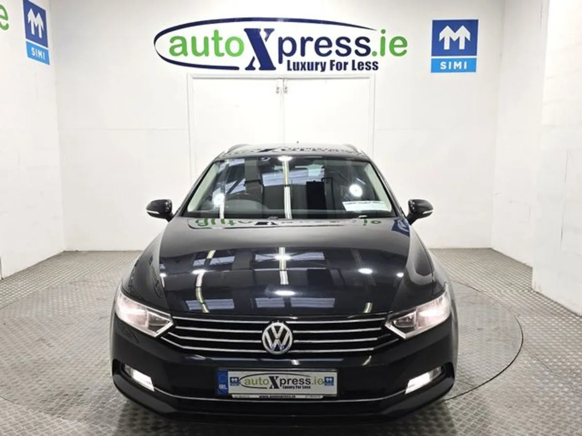 Volkswagen Passat 2.0 TDI 150 SE Business Estate - Image 3