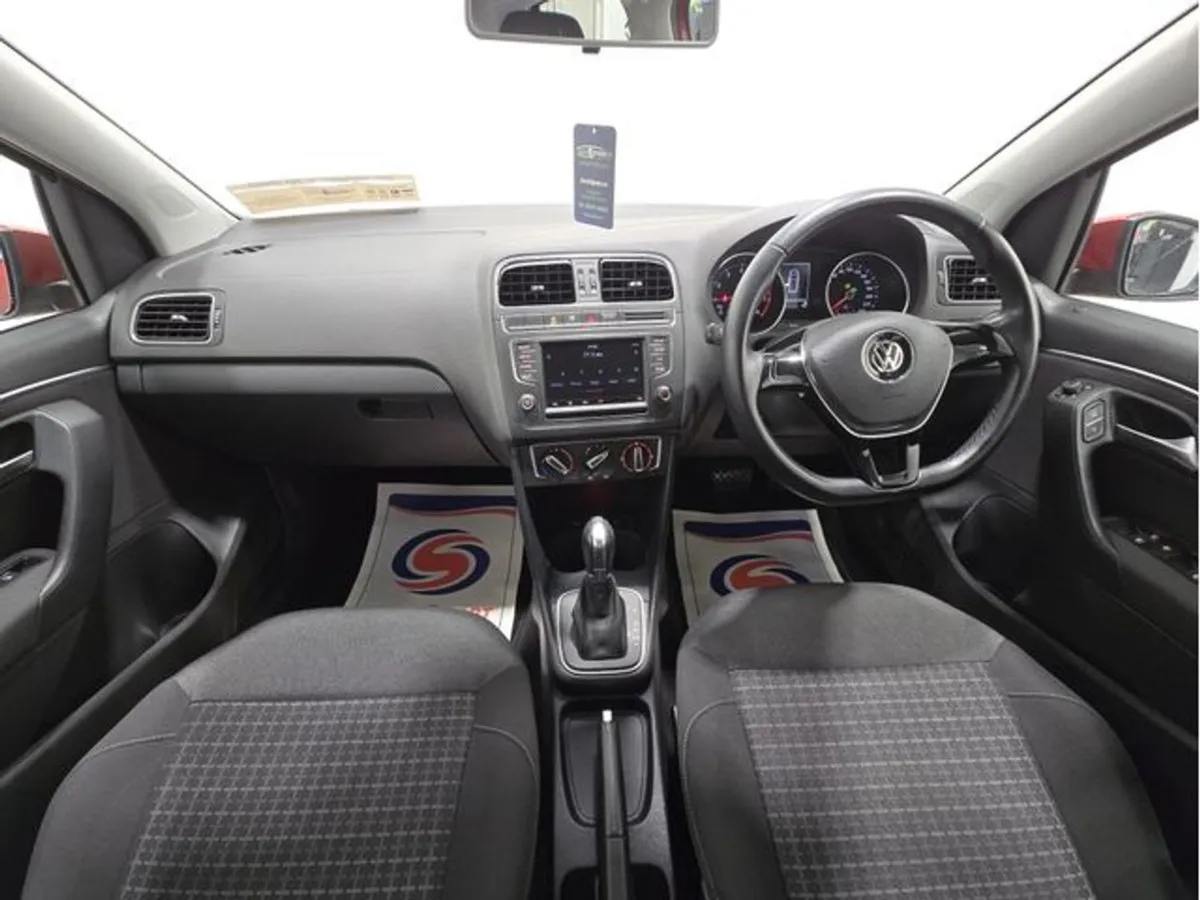 Volkswagen Polo 1.2 TSI Automatic - Image 4
