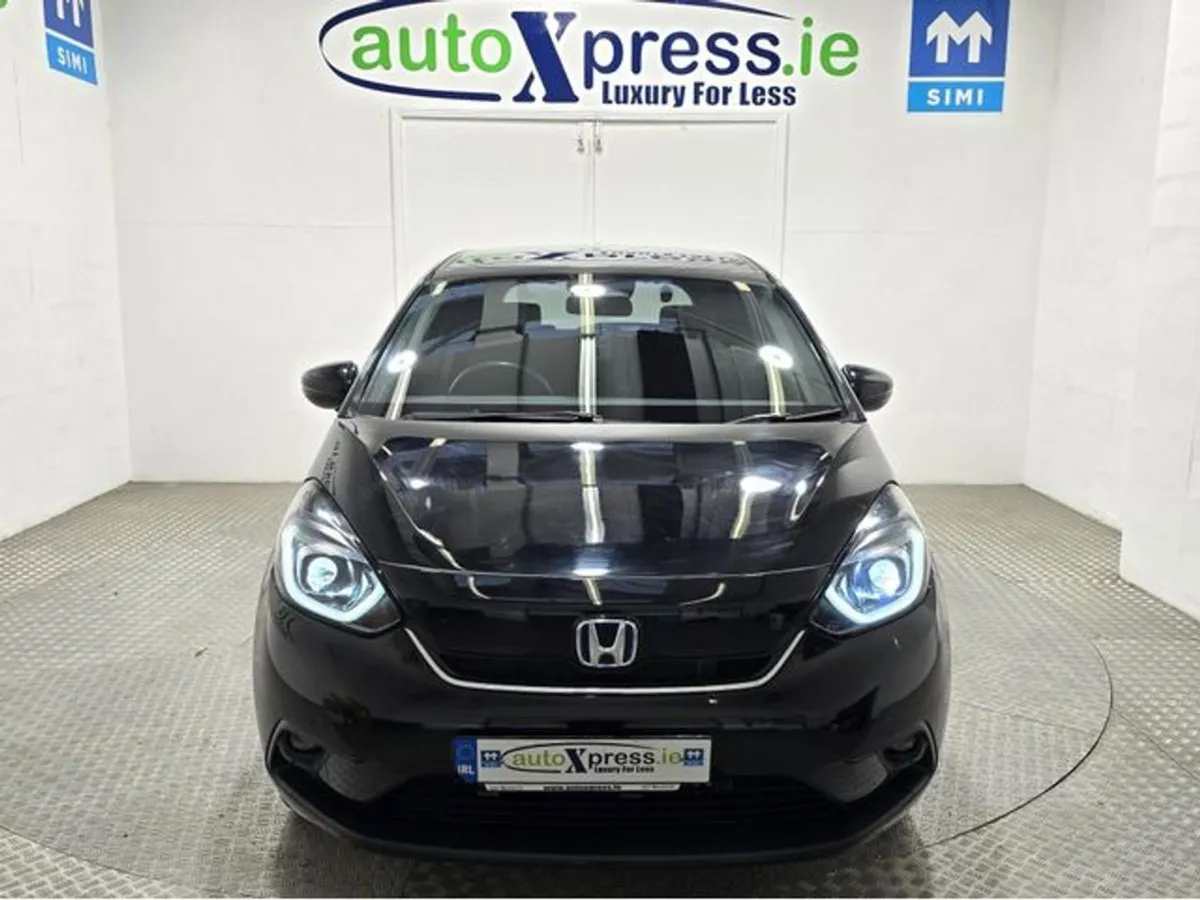 Honda Fit Ehev Home Automatic  Reversing Camera - Image 3
