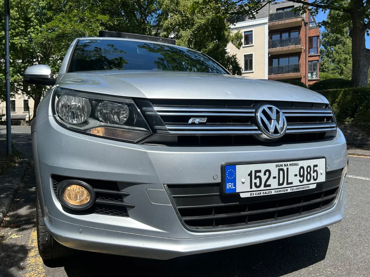 2015 VOLKSWAGEN TIGUAN R DESIGN PANORAMIC SUNROOF - Image 3