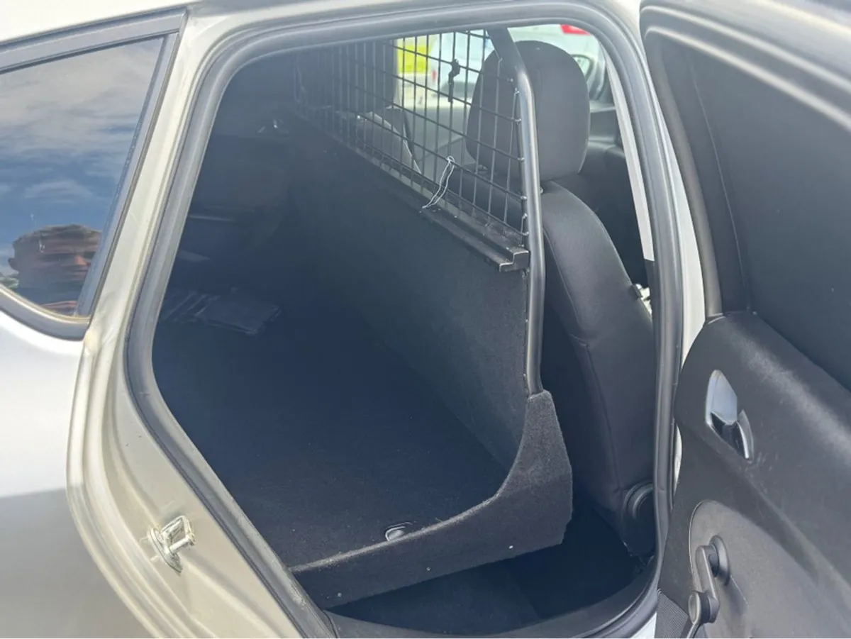 Opel Astra S 1.3 CDTI 95ps 5DR - Image 4