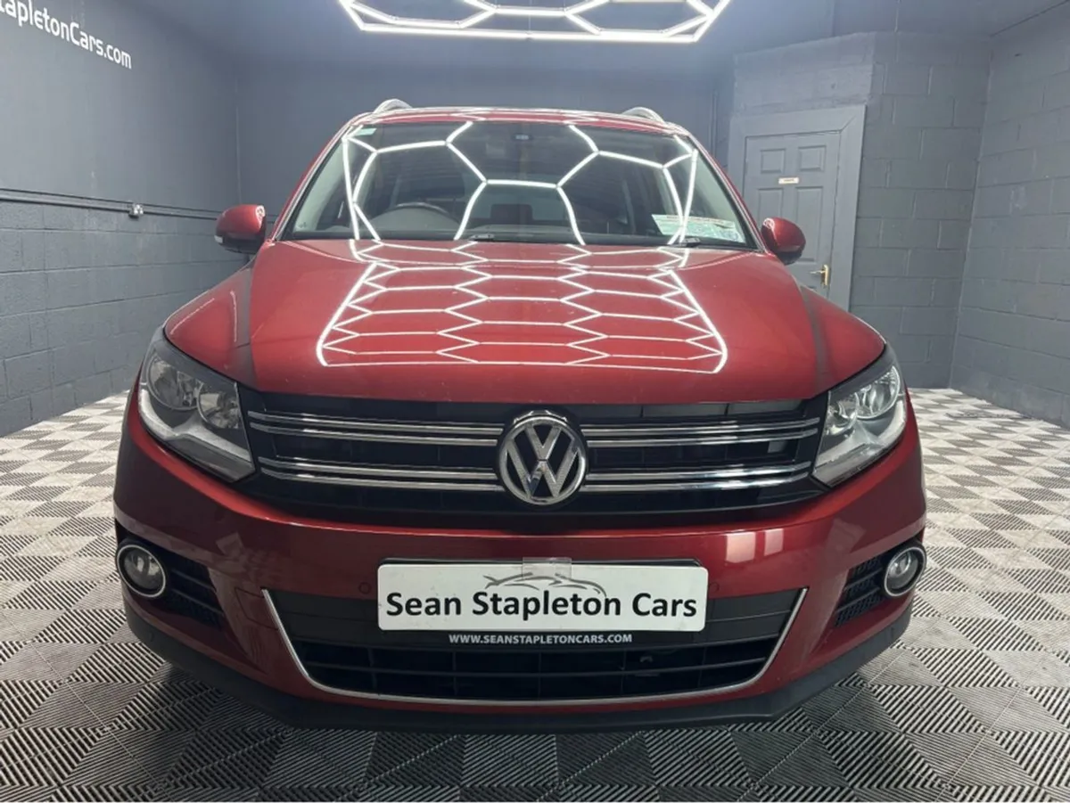 Volkswagen Tiguan Sport 2.0 TDI Manual 6speed FWD - Image 3