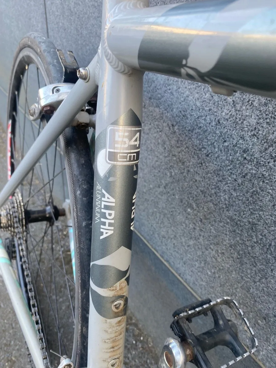 Trek road bike - Image 4