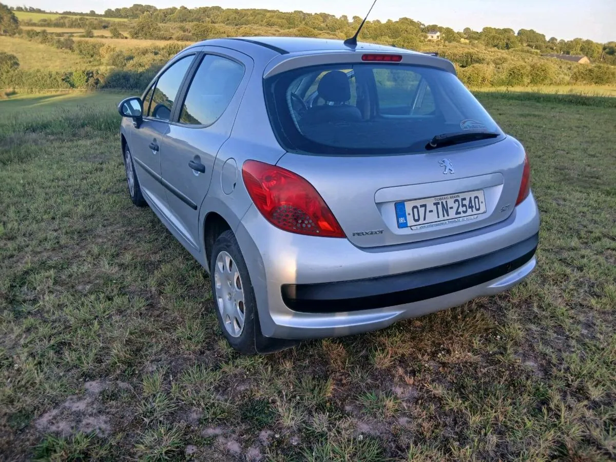 Peugeot 207 NCT 08/ 2026 1.4petrol VGC €1950 - Image 4