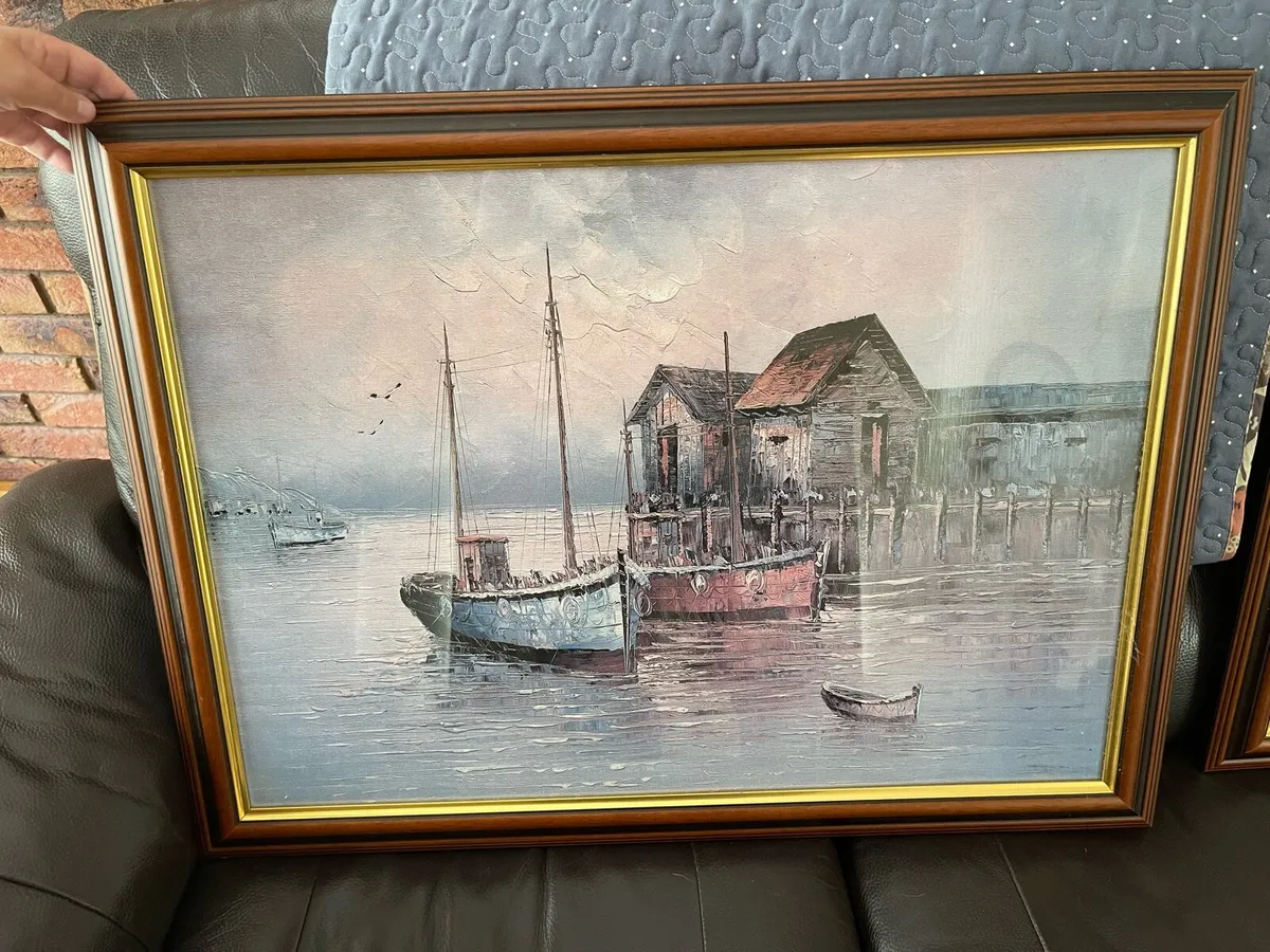 Hand painted pictures. - Image 3