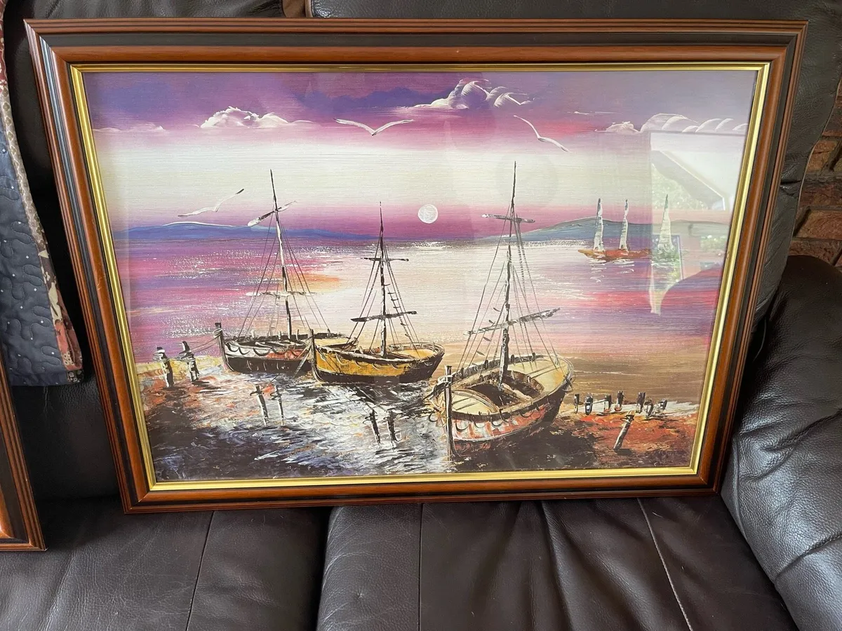 Hand painted pictures. - Image 4
